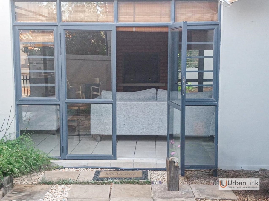 3 Bedroom Property for Sale in Safari Gardens North West
